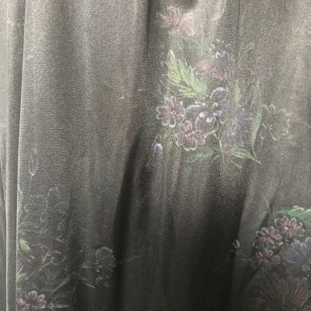 🍸VINTAGE 1990s Black Floral Satin Floor Length Nightgown - Picture 3 of 8